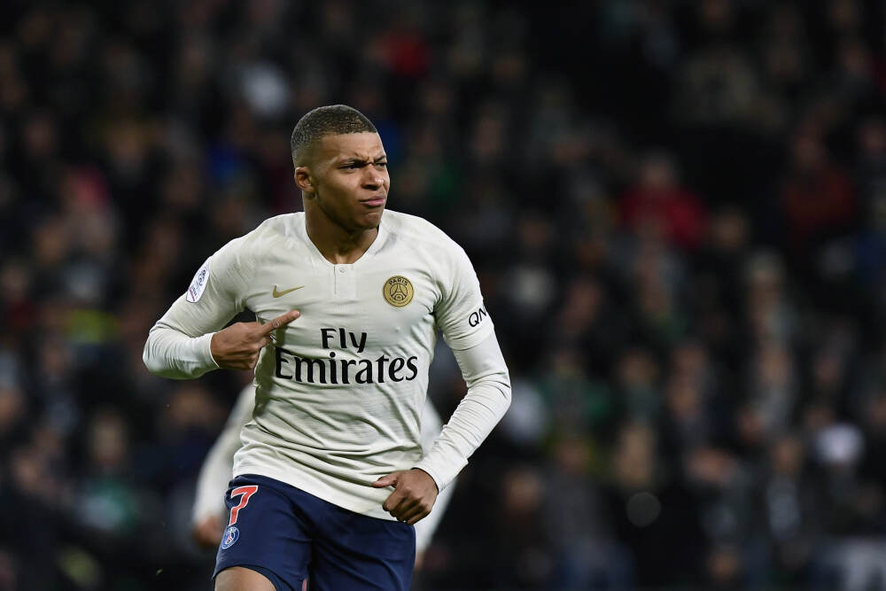 保时捷全球CEO奥博穆：中国研发中心拥有独立决策权，开发周期从数年缩短至数月